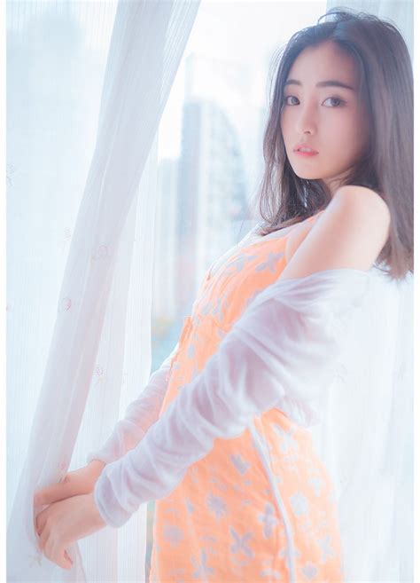 郑钦文退出2025年比利·简·金杯总决赛